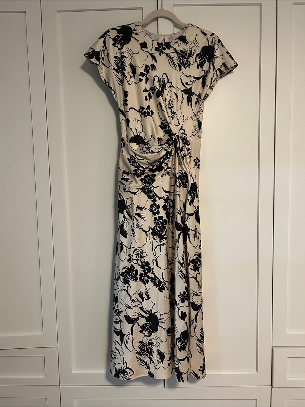 Elegant Black & Cream Floral Maxi Dress with Side Gathering